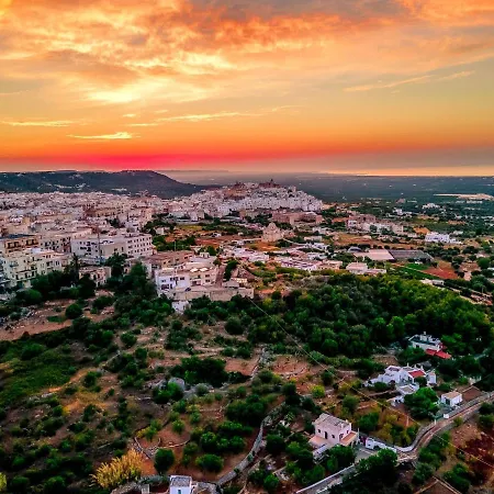 White Stone- La Nicchia 아파트 오스투니