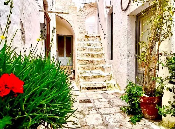 White Stone- La Nicchia Daire